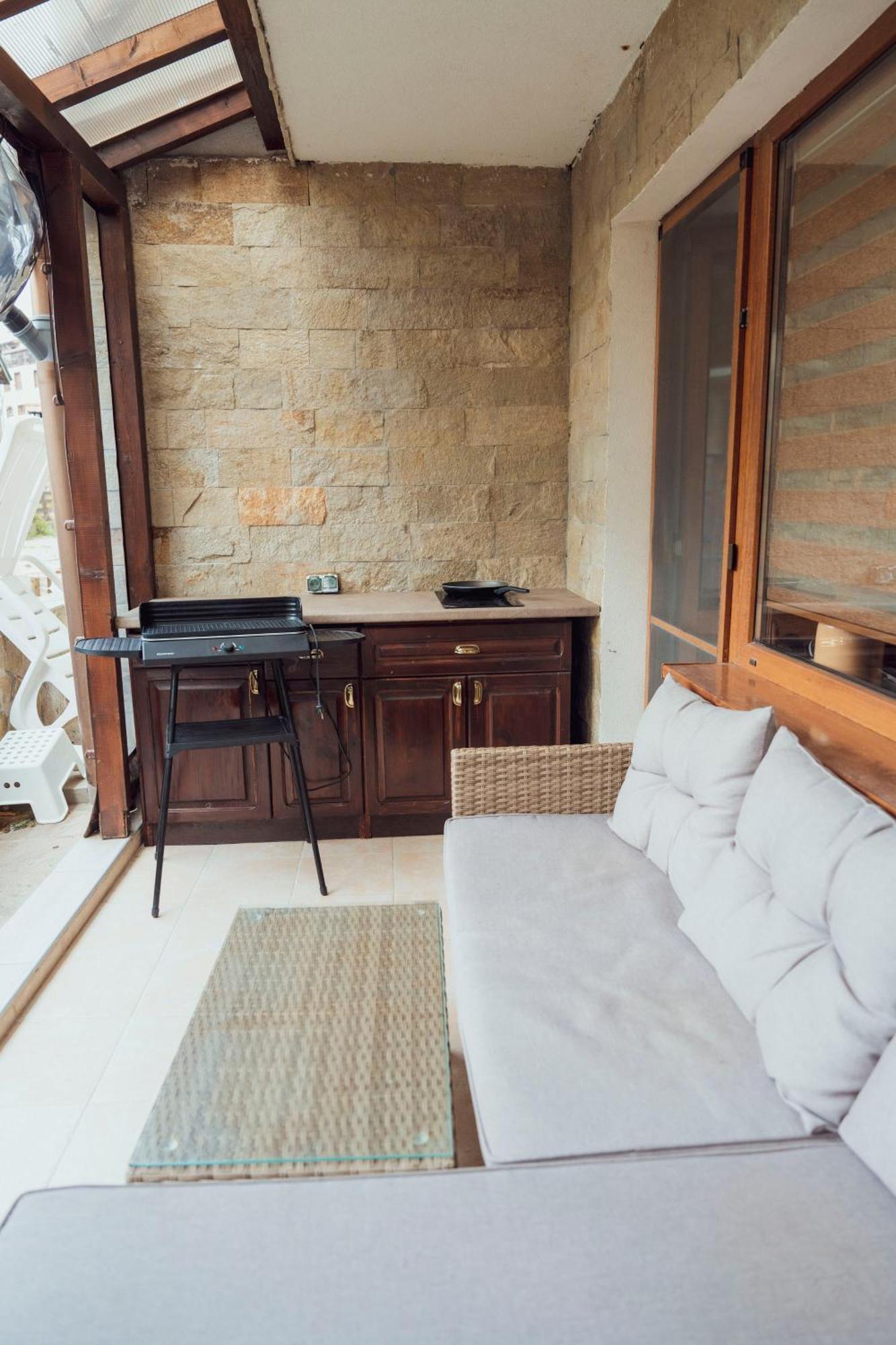 Cozy & Stylish Flat With Amazing View, 2Min Walk To Ski Road, 7-8 Min To Gondola Banszko Kültér fotó